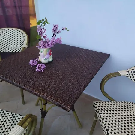 Apartment Reli *