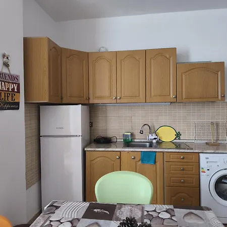 Apartment Reli *