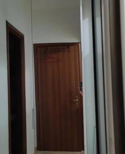 Apartment Reli *