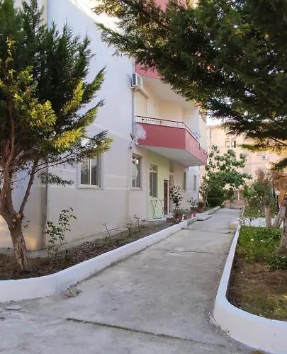 Apartment Reli *