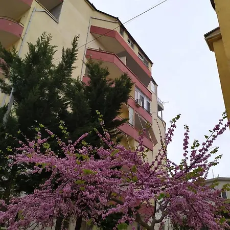 Apartmán Reli Golem (Tirana)